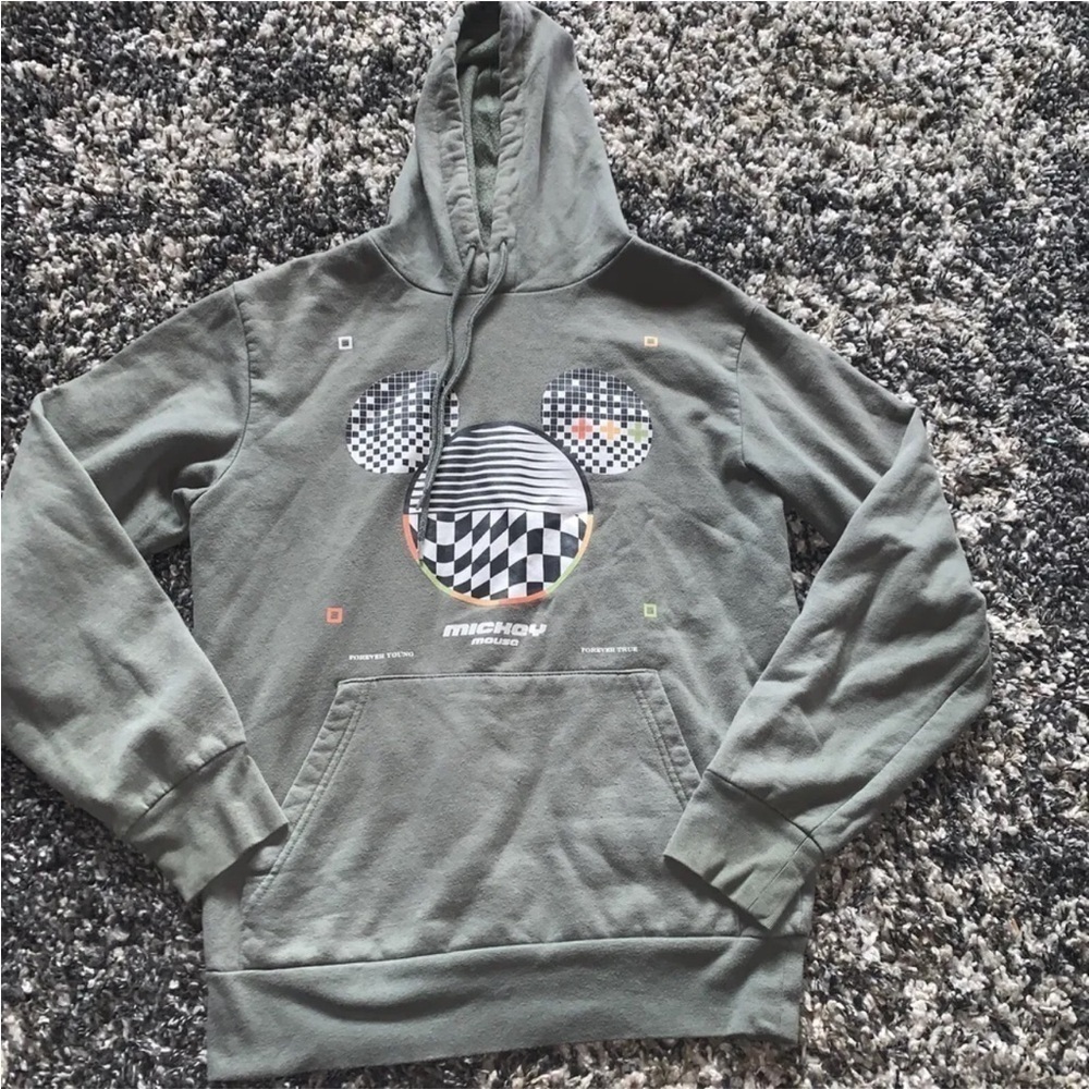 Disney Mickey Mouse Sweatshirt Hoodie Pullover Big Logo Graphic Men’s Sz S 34-36 - Picture 2 of 4